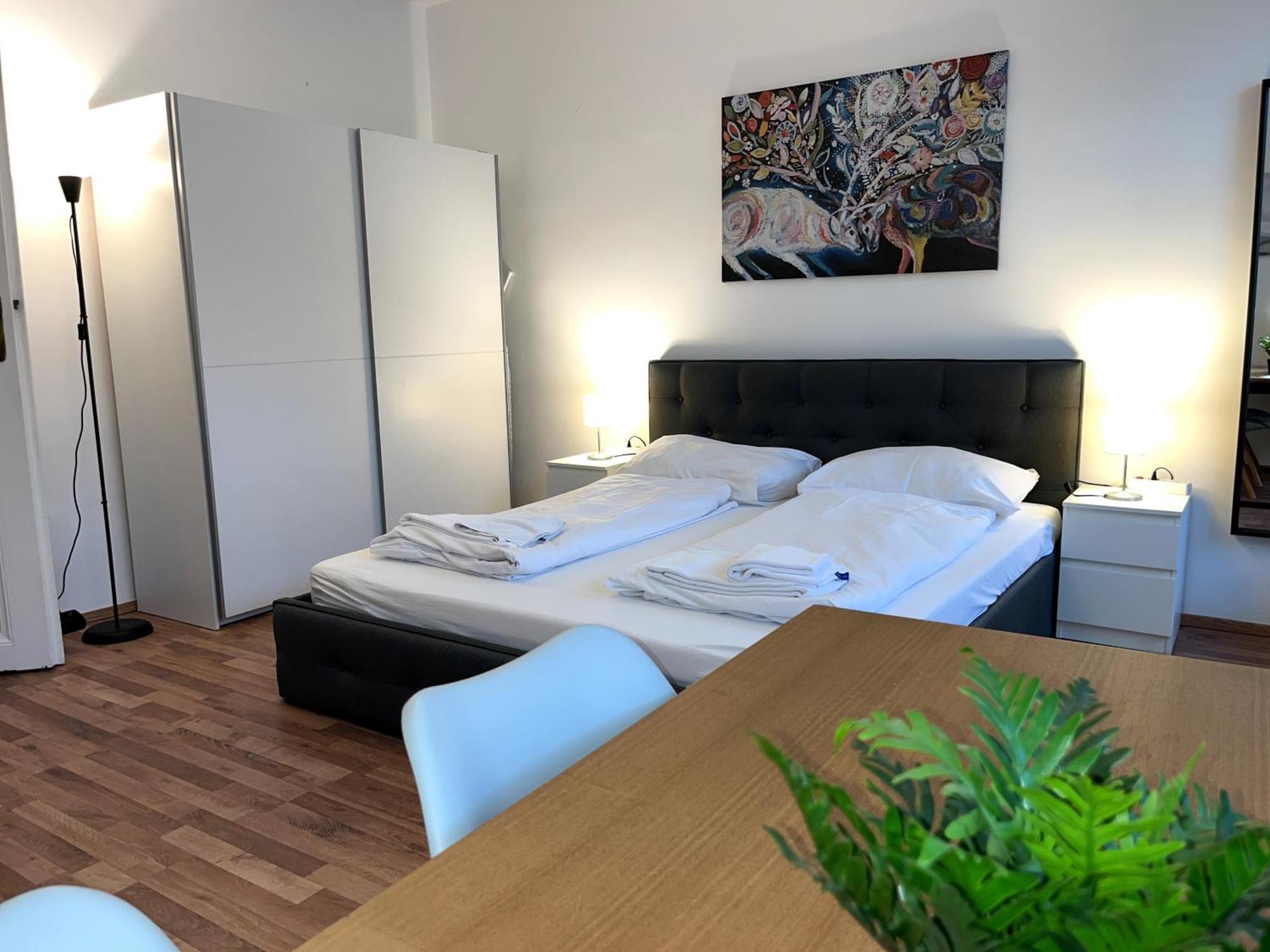 Bright And Modern In Vienna's District Apartment